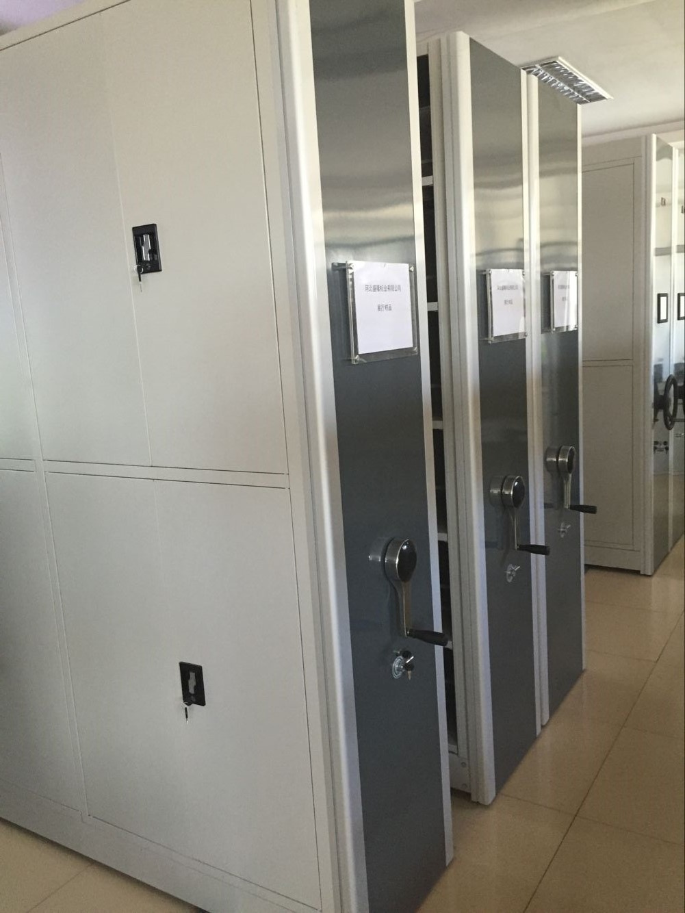 手動(dòng)密集豪華型柜